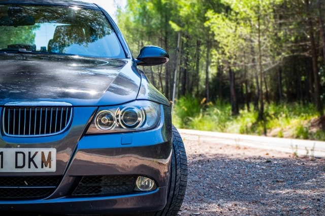 Ein BMW-3er ist ein sportliches Mittelklassemodell.